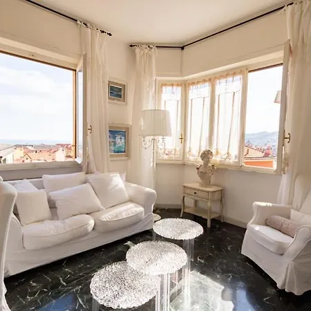 Trilocale Con Ampie Apartmán Varazze