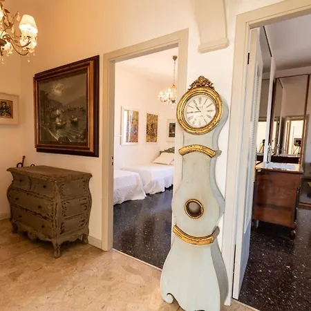 Apartmán Trilocale Con Ampie Varazze