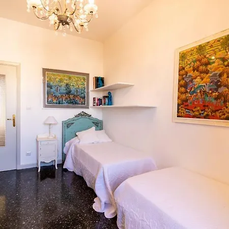 Trilocale Con Ampie Apartmán Varazze